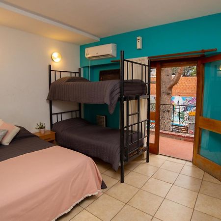 Hostel Punto Patagonico Neuquén エクステリア 写真